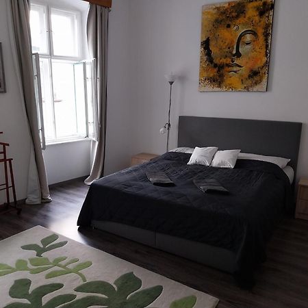 Anna Apartman Eger Room photo