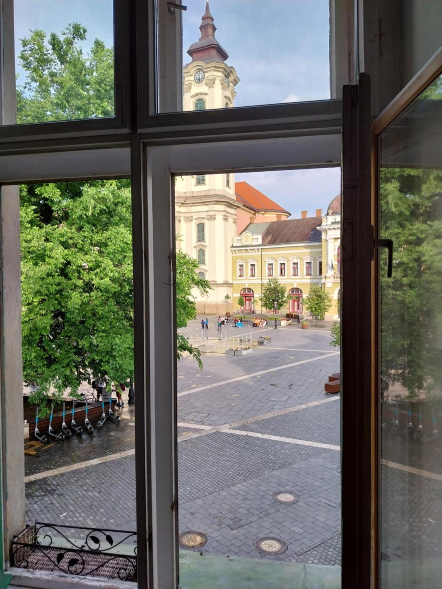 Anna Apartman Eger Exterior photo
